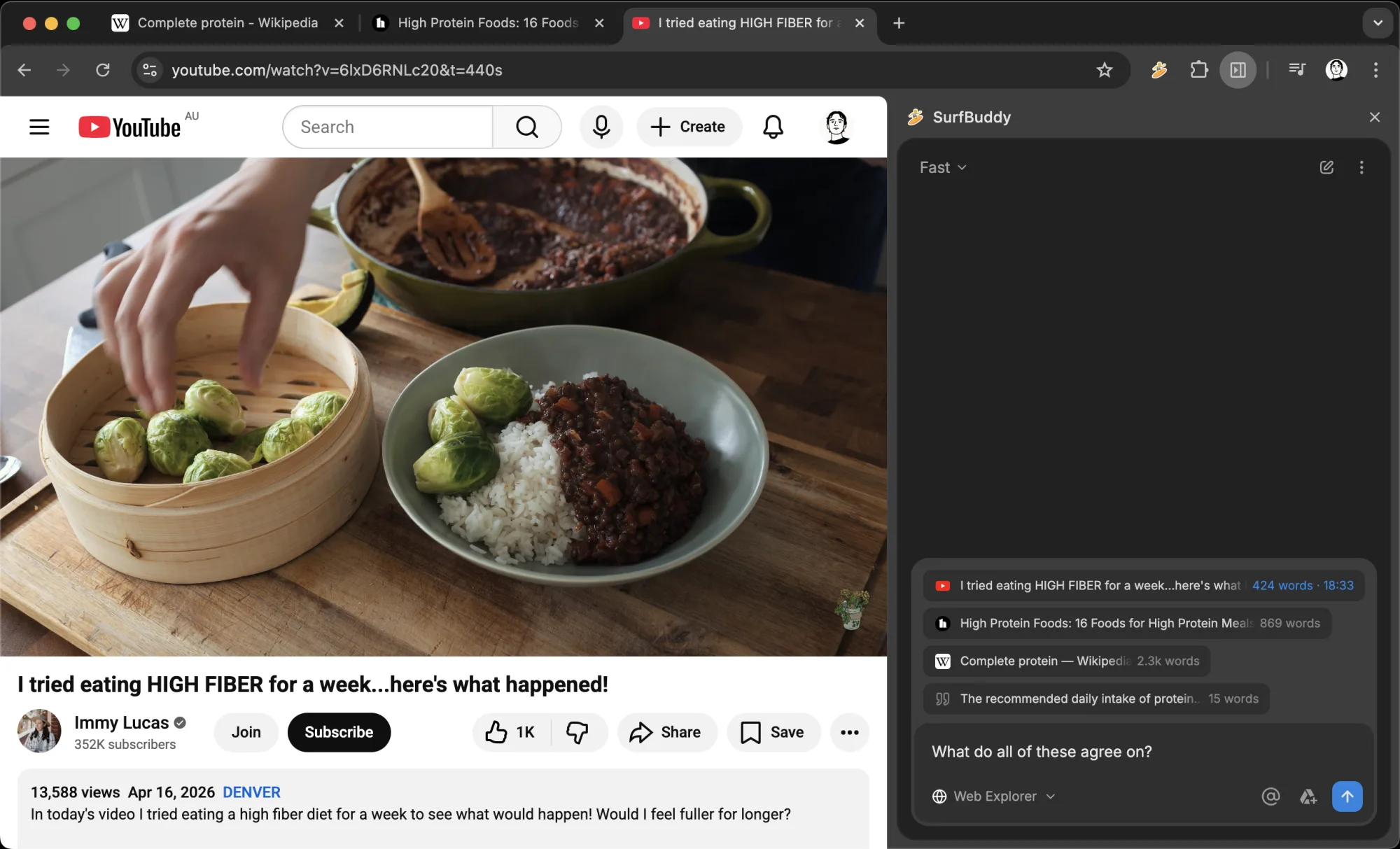 Four open tabs, a video transcript and an article attached as explicit context for a single answer.